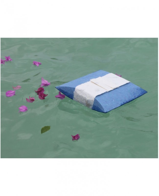 Dogwood Lilac journey urn for sea burial