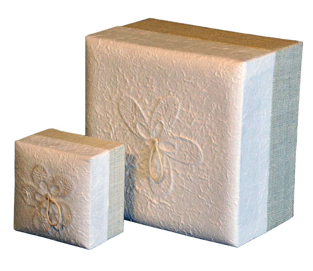 embrace-white-hemp-group2